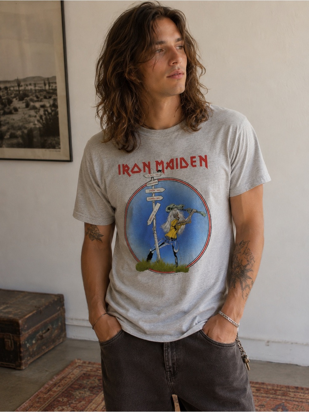 Iron Maiden AT READING AND THE USA 1982 Official Remastered T-shirt Men’s New L